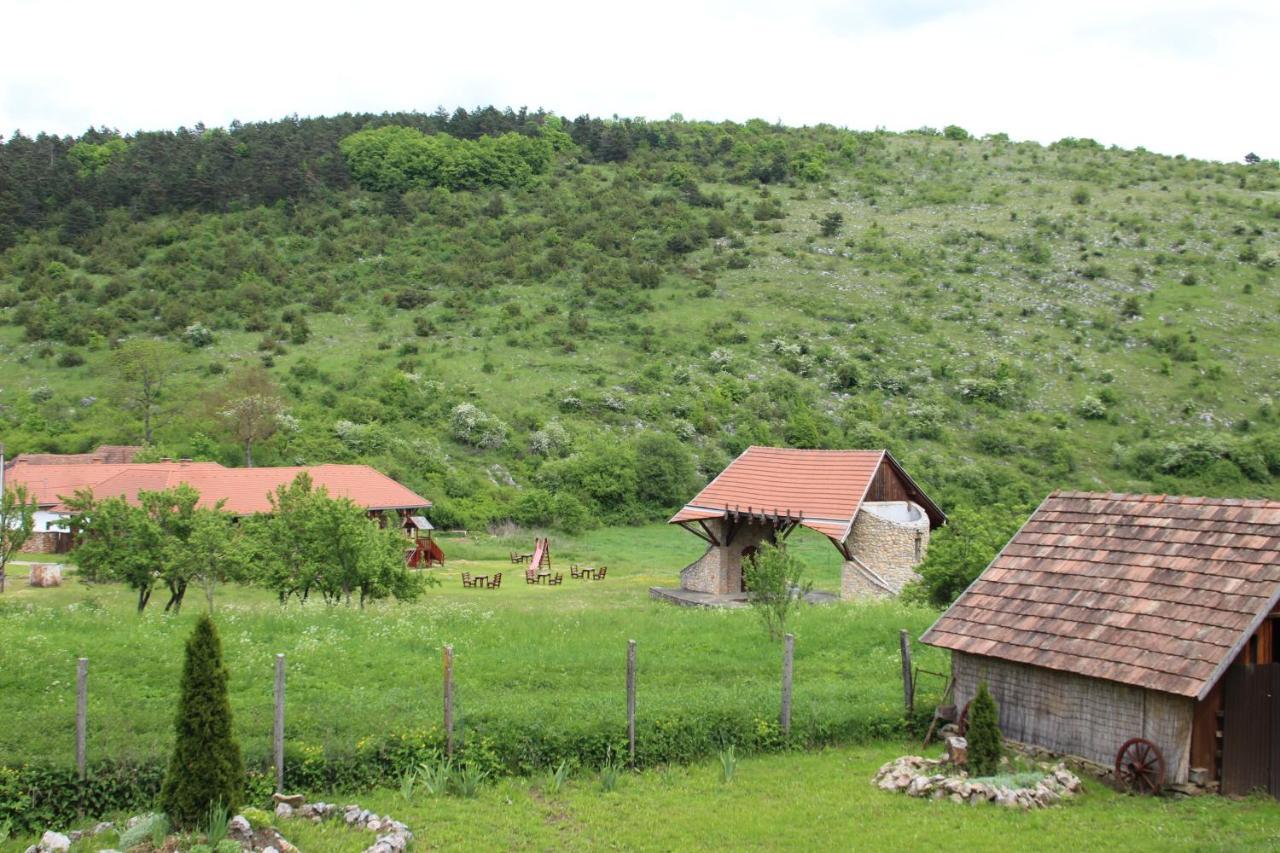 Ferienwohnung Korkostolo Vendeghazak Aggtelek Exterior foto